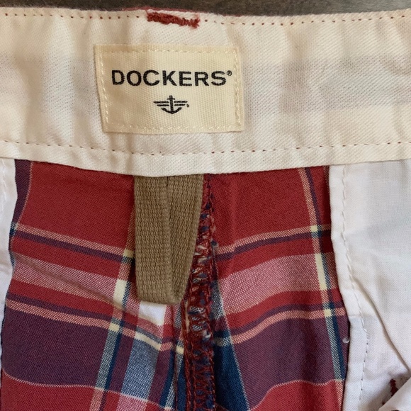Dockers Shorts - Picture 3 of 4